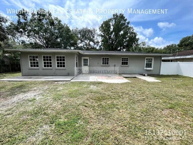 Building Photo - 123 Wildwood St
