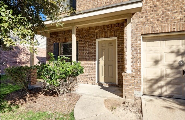 Building Photo - 5206 Westwood Pines Dr