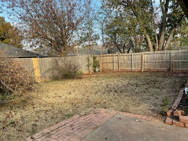 Building Photo - Welcome home!