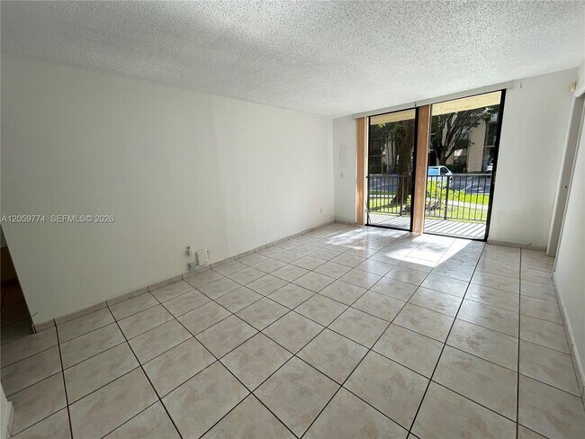 Building Photo - 14301 N Kendall Dr
