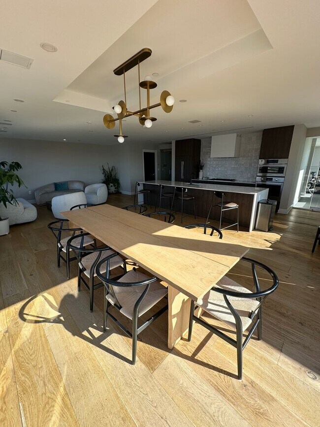 Building Photo - Gorgeous 2BD/2BA Corner Unit in the Heart of Navy Yard | Parking Included