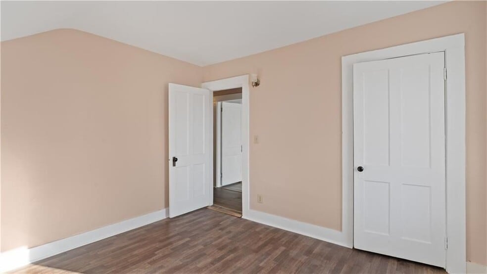 Building Photo - 21 Highland Ave