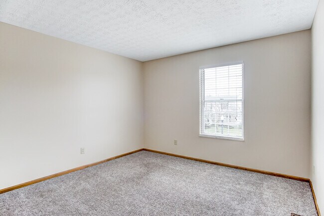 Building Photo - 4 Bedroom Home in Hilliard