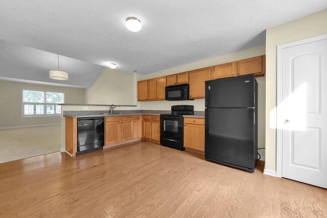 Building Photo - 5833 Ivy Branch Dr