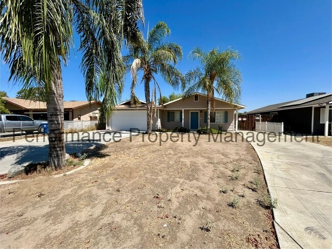 Primary Photo - Beautifully Remodeled 4 Bed/2 Bath Home in...