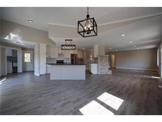 Building Photo - 3305 200th St W