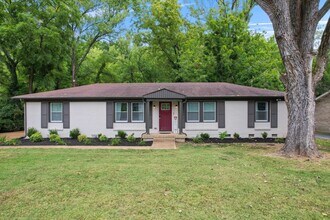 Building Photo - 4 Bedroom Ranch