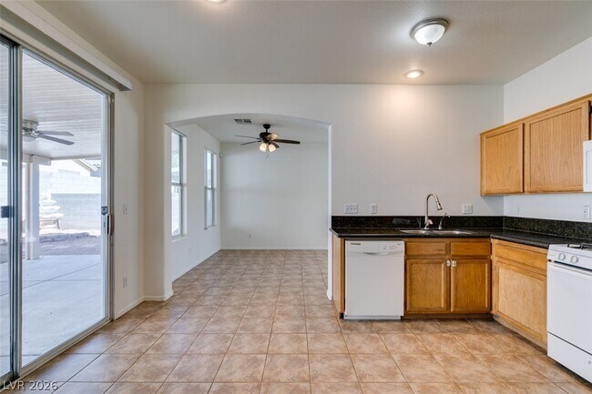 Building Photo - 4957 Miners Ridge Dr