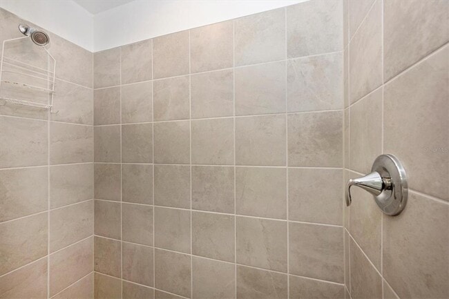 Building Photo - 12240 Wellen Golf St