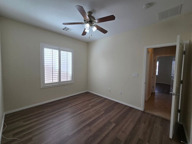 Building Photo - A Fabulous 3 Bedroom Home in Sun City Aliante 55+ Community