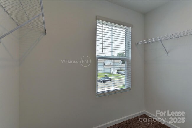 Building Photo - 1280 Maple Shade Rd SW