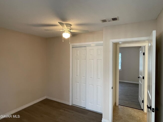 Building Photo - 3171 Milton Dr