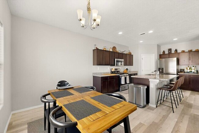 Building Photo - 9609 Sage Ranch Ct