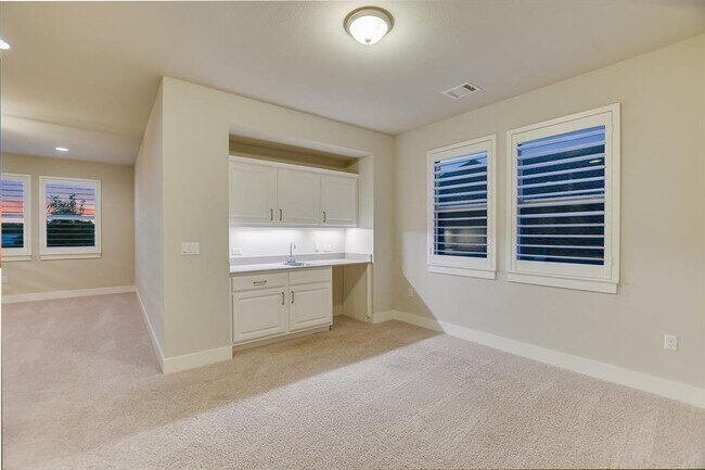 Building Photo - 12812 Padua Dr