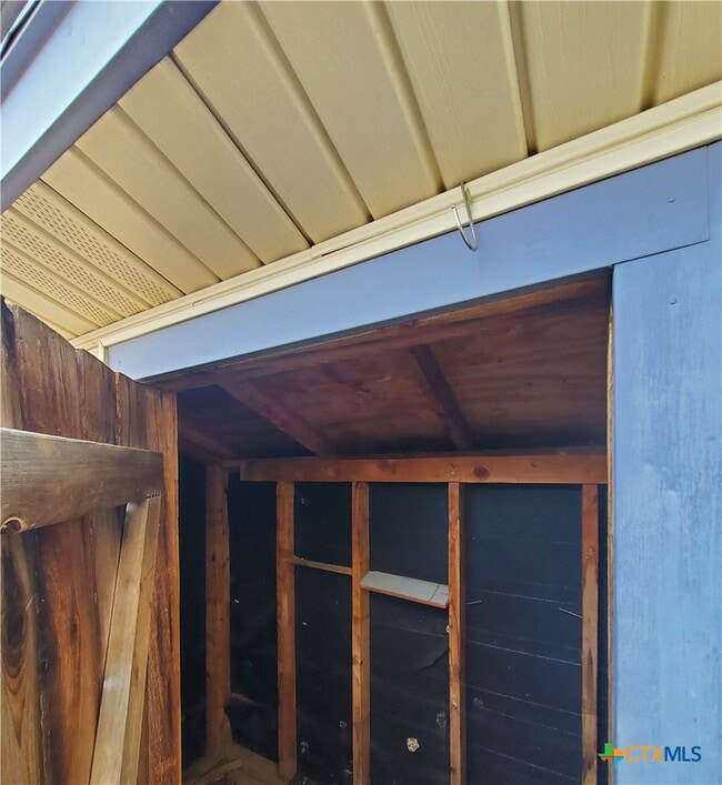Building Photo - 1308 Covey Ln