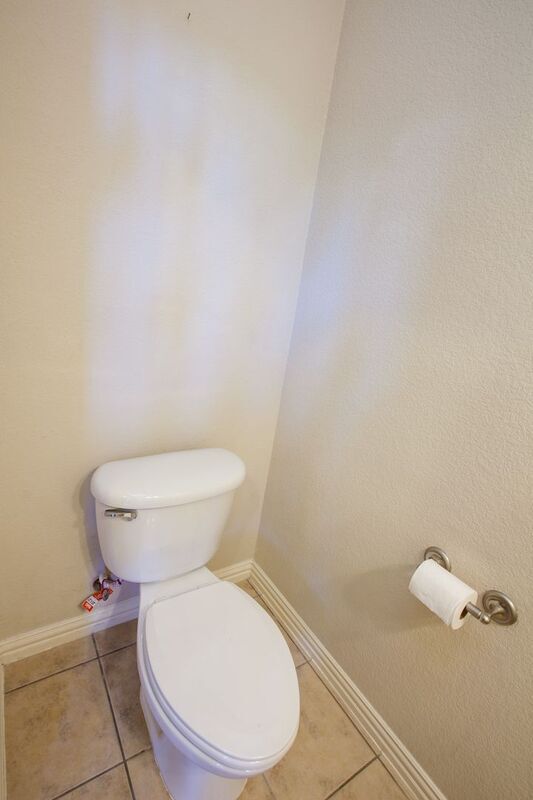 Building Photo - 2805 Gooseberry Dr