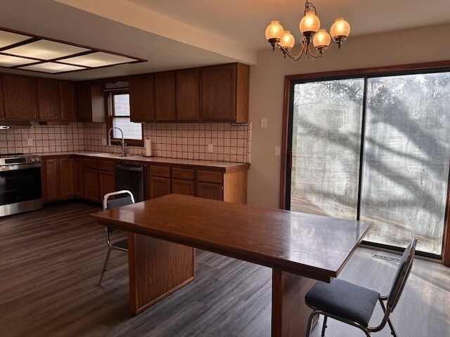 Building Photo - 216 Day Dr