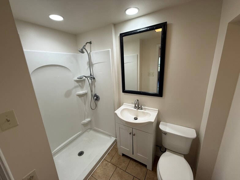 Bathroom - 229 East Main Street