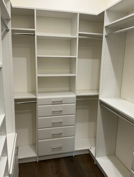 Building Photo - 23097 E El Dorado Ave