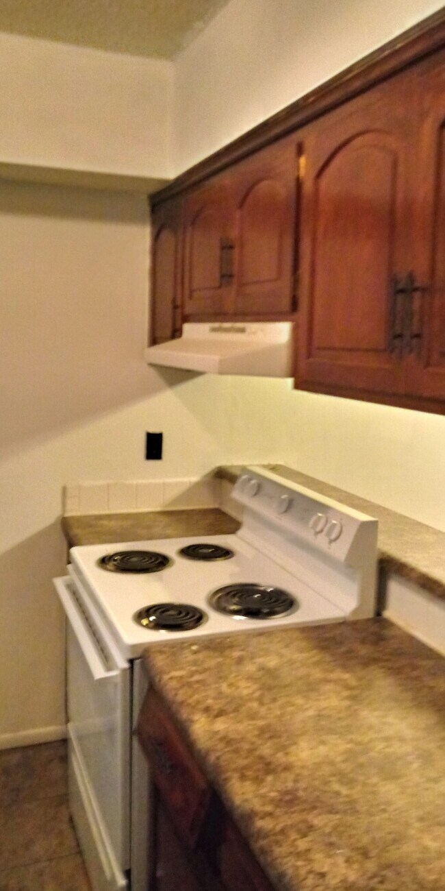 Building Photo - 11577 Food Ln