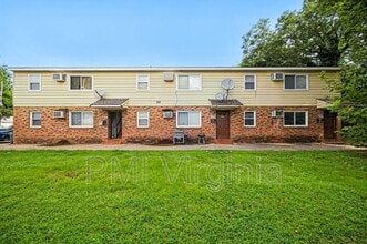 Building Photo - 2414 Courtney Ave