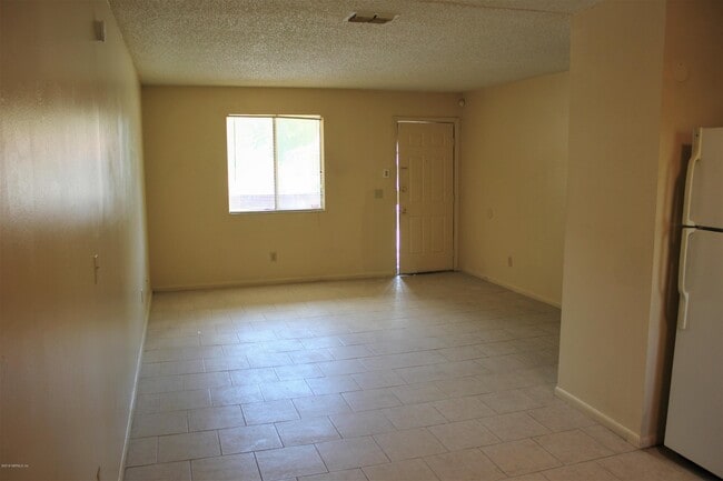 Building Photo - 5147 Westchase Ct