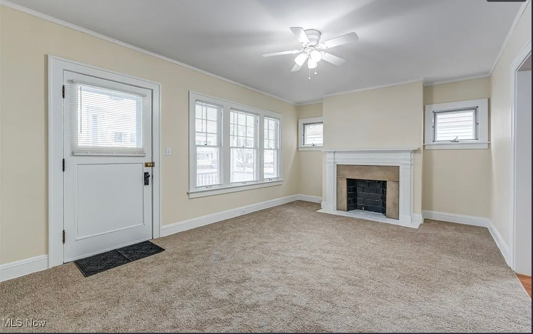 Building Photo - 2085 Chesterland Ave