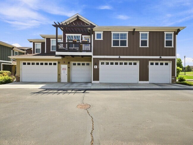 Building Photo - 5851 Dripping Rock Ln
