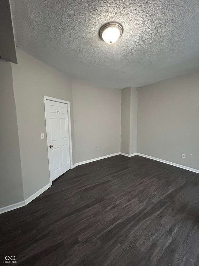 Building Photo - 14 N Euclid Ave