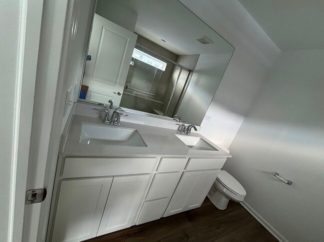 Building Photo - 12213 Dodwell St