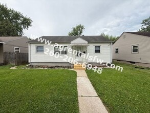 Building Photo - 3 Bedroom House