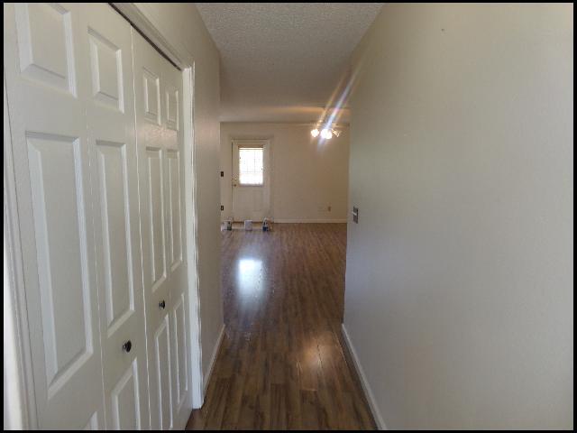 Building Photo - 109 Timberlake Dr