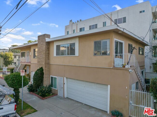 Building Photo - 1301 S Saltair Ave