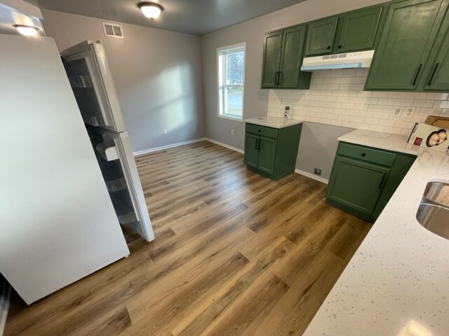 Building Photo - 2410 S 18th St