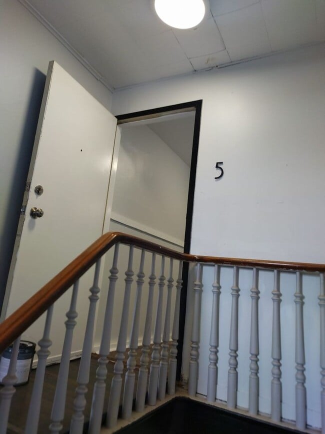 Interior Photo - Fourth and Spring