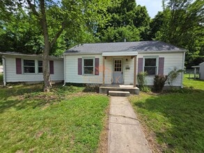 Building Photo - Cute 2 Bedroom Home Close to Downtown
