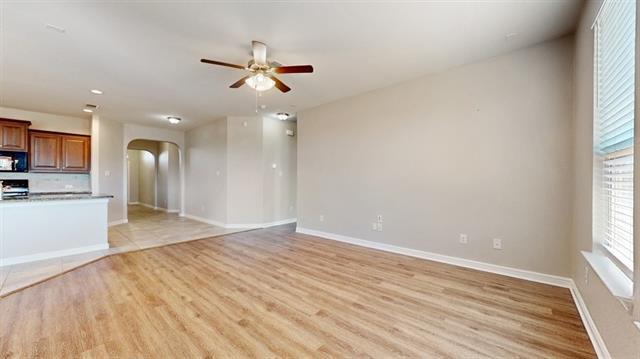 Building Photo - 1000 Meadow Scape Dr