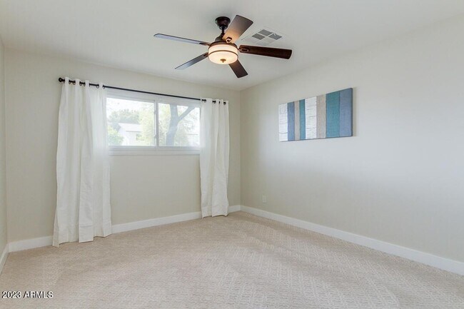 Building Photo - 8420 E Citrus Way