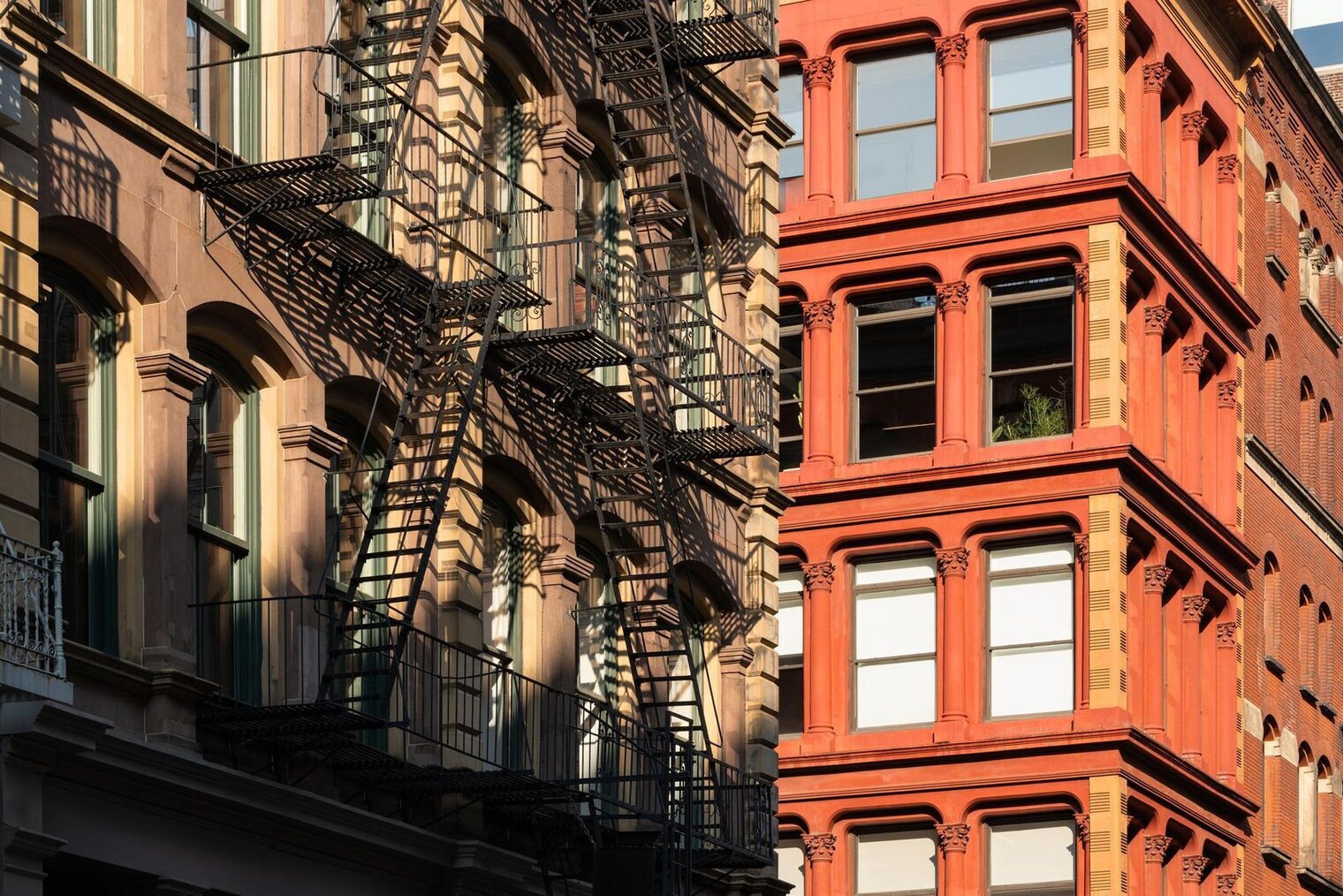 Building Photo - 246 Mott St