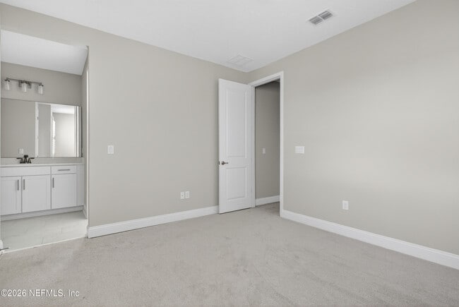 Building Photo - 527 Marquesa Cir