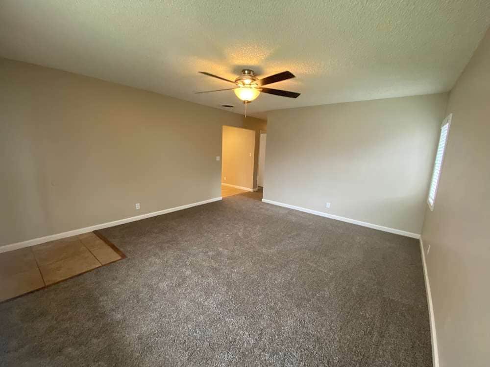 Building Photo - 1337 Reserve Dr