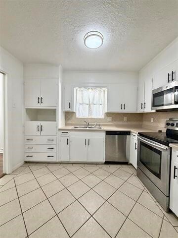 Building Photo - 4690 Fieldwood Ln