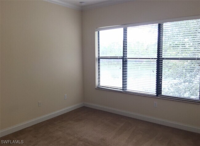 Building Photo - 1292 Verde Dr