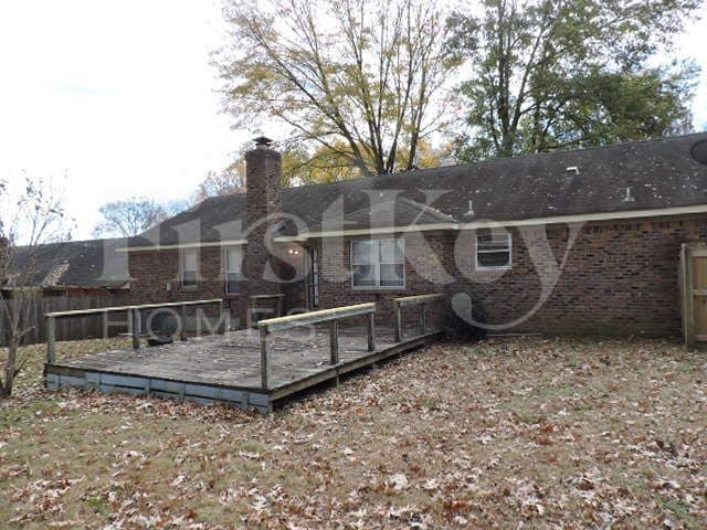 Building Photo - 5206 Downs Dr
