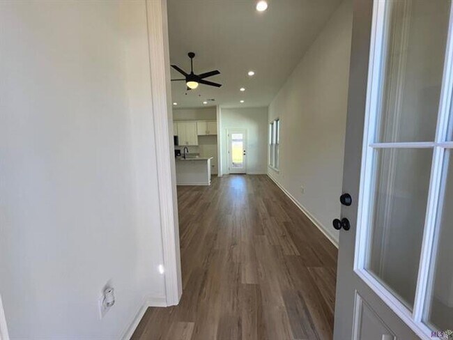 Building Photo - 28335 Merrimack Dr
