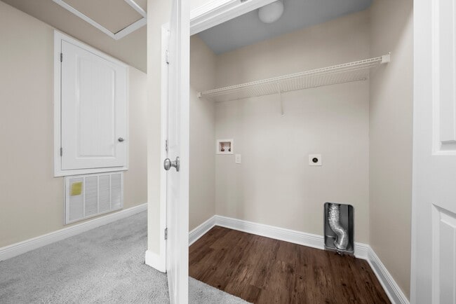 Building Photo - 5980 Callaway Cir