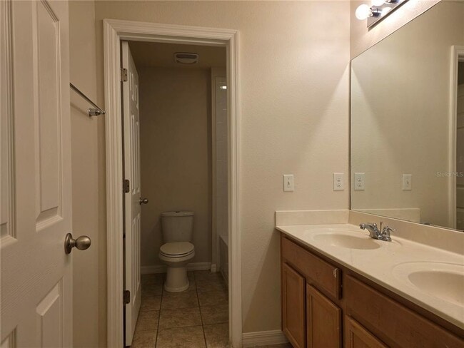 Building Photo - 10710 Reams Rd