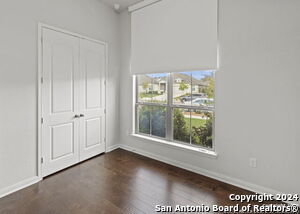 Building Photo - 133 Maravillas