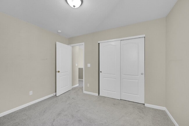 Building Photo - $1,995 - 4 Bed,2.5 Bathroom Home  in Colorado Springs with in Unit Laundry and Fenced in yard!