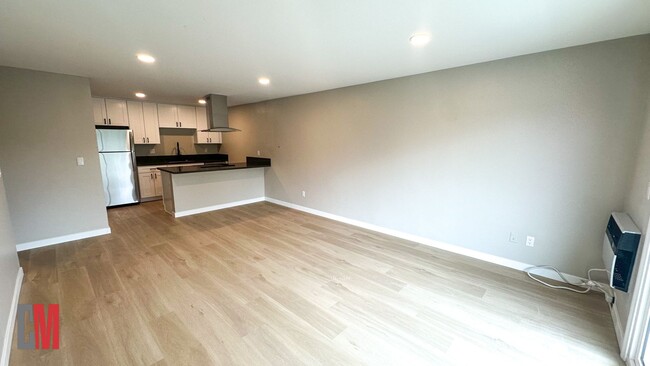 Interior Photo - Aeon Heidi Street